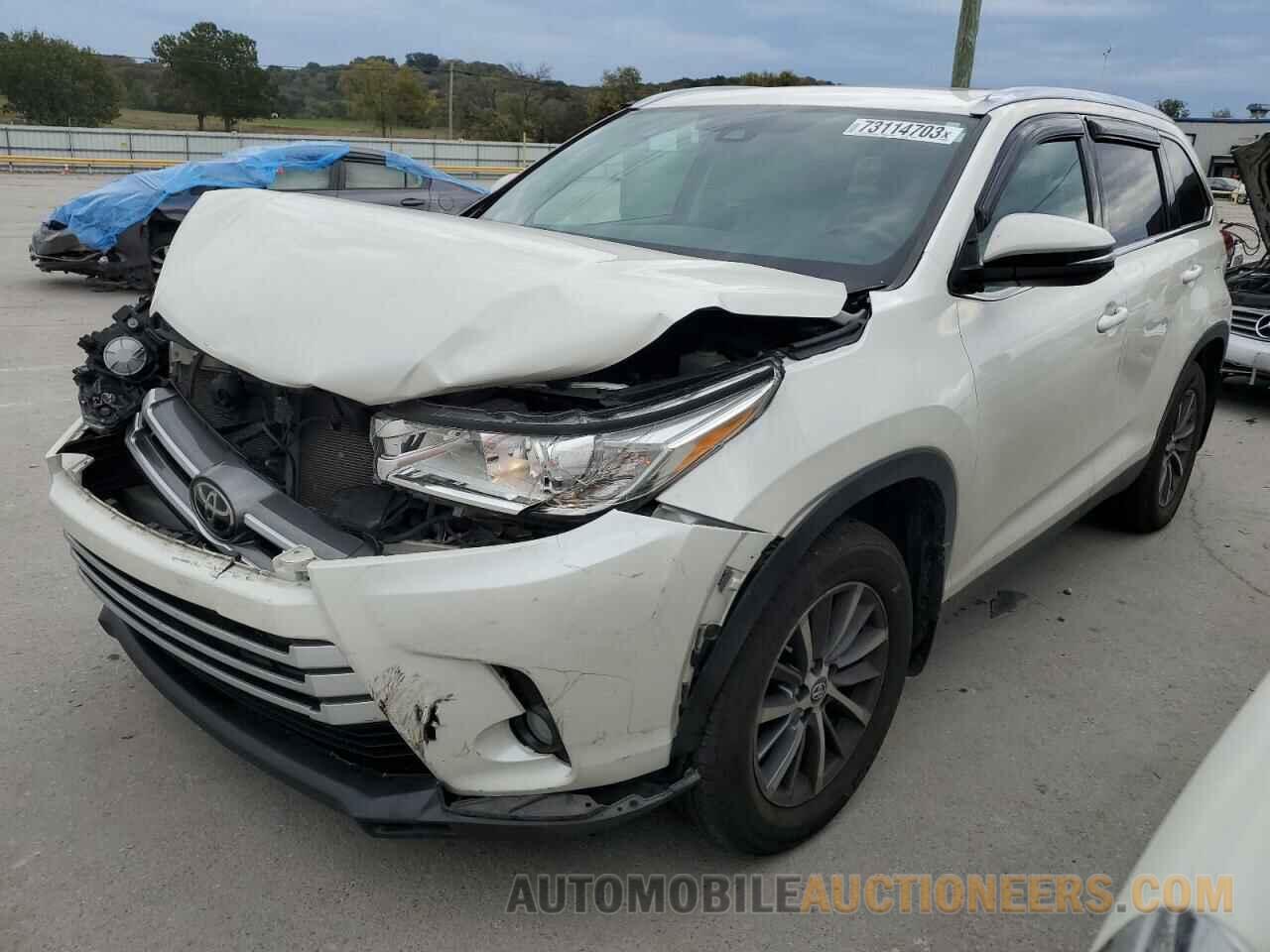 5TDKZRFH9KS573298 TOYOTA HIGHLANDER 2019