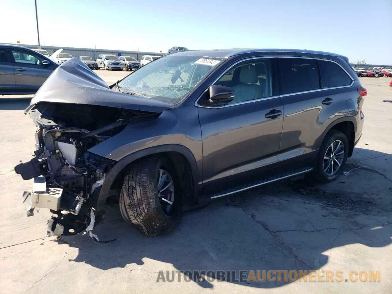 5TDKZRFH9KS573592 TOYOTA HIGHLANDER 2019