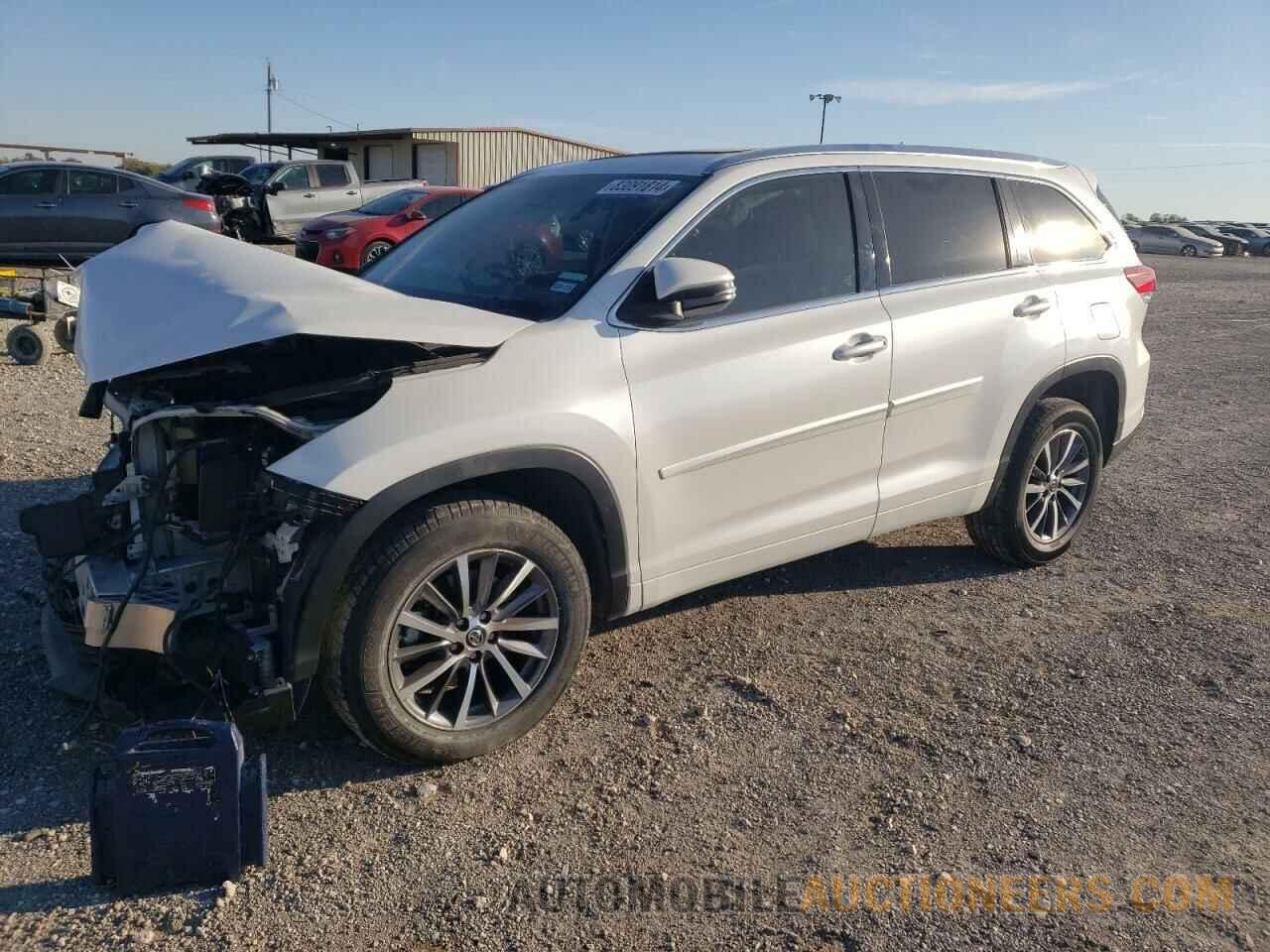 5TDKZRFHXHS515161 TOYOTA HIGHLANDER 2017