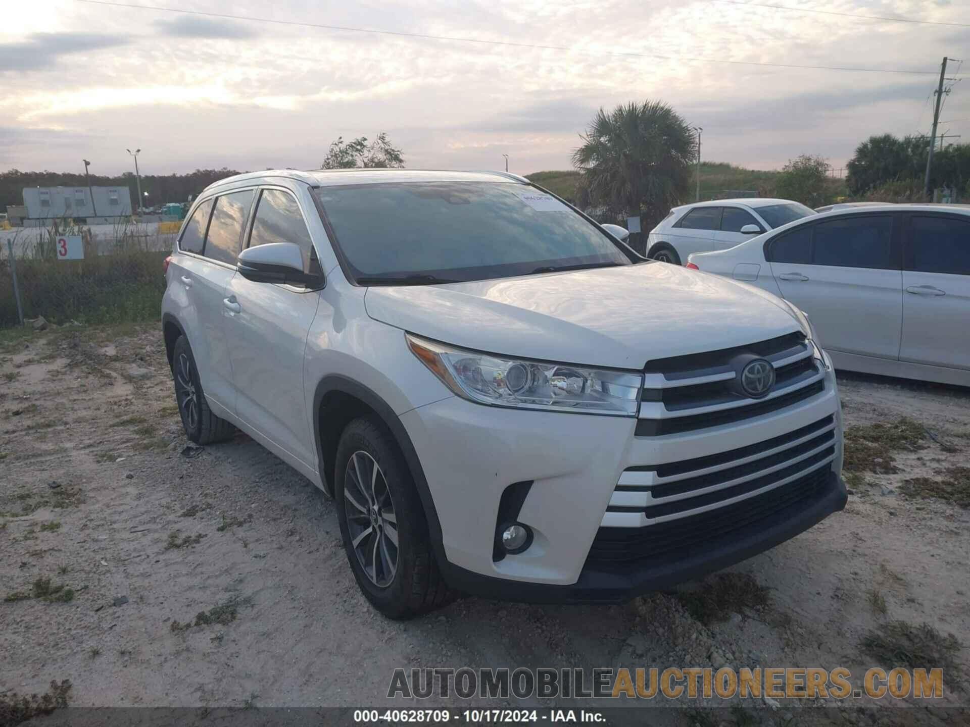 5TDKZRFHXHS524913 TOYOTA HIGHLANDER 2017