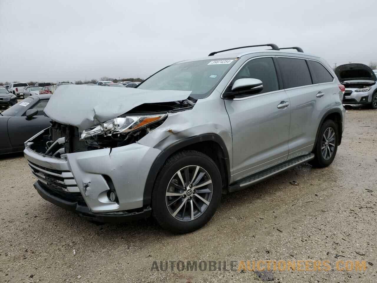 5TDKZRFHXJS269945 TOYOTA HIGHLANDER 2018