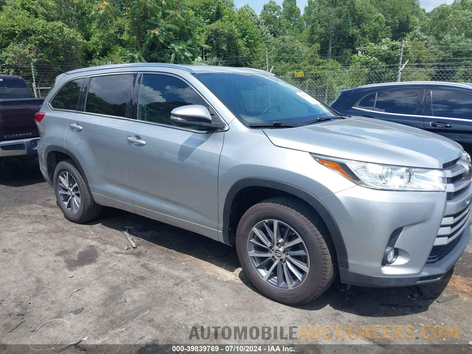 5TDKZRFHXJS526845 TOYOTA HIGHLANDER 2018