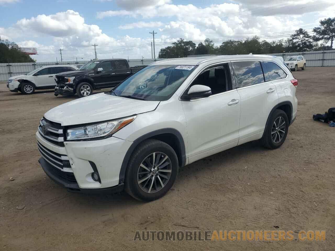 5TDKZRFHXJS538252 TOYOTA HIGHLANDER 2018