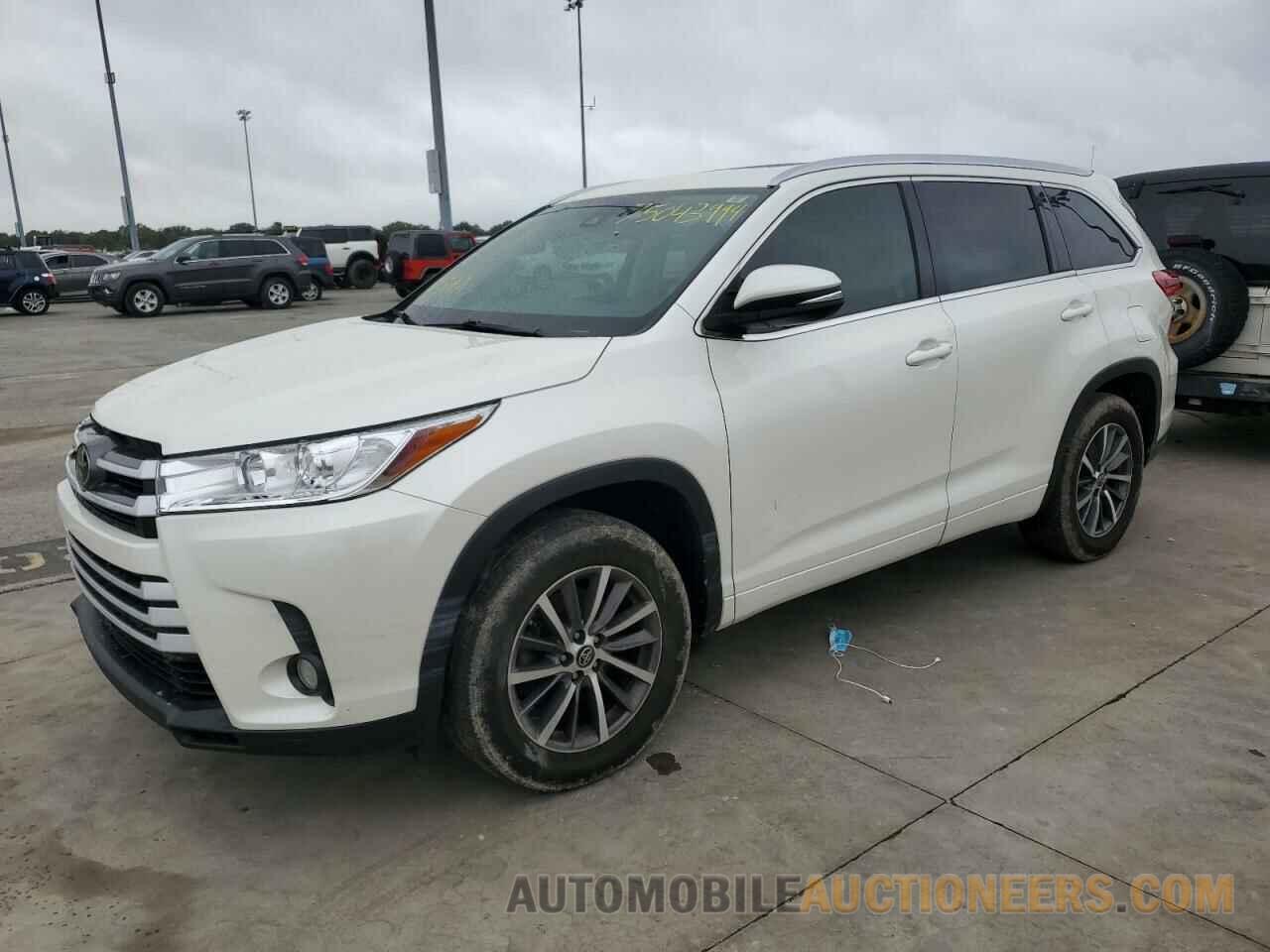 5TDKZRFHXJS549929 TOYOTA HIGHLANDER 2018