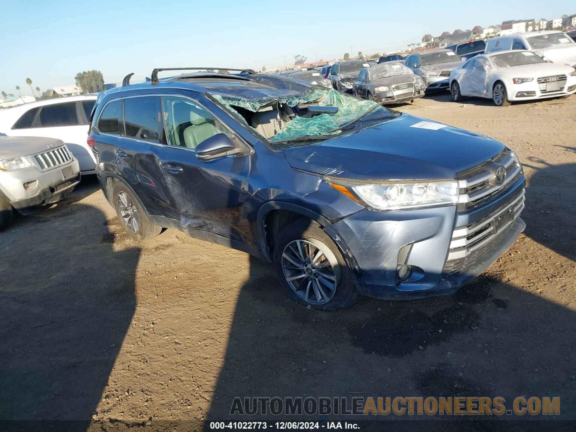 5TDKZRFHXKS291459 TOYOTA HIGHLANDER 2019