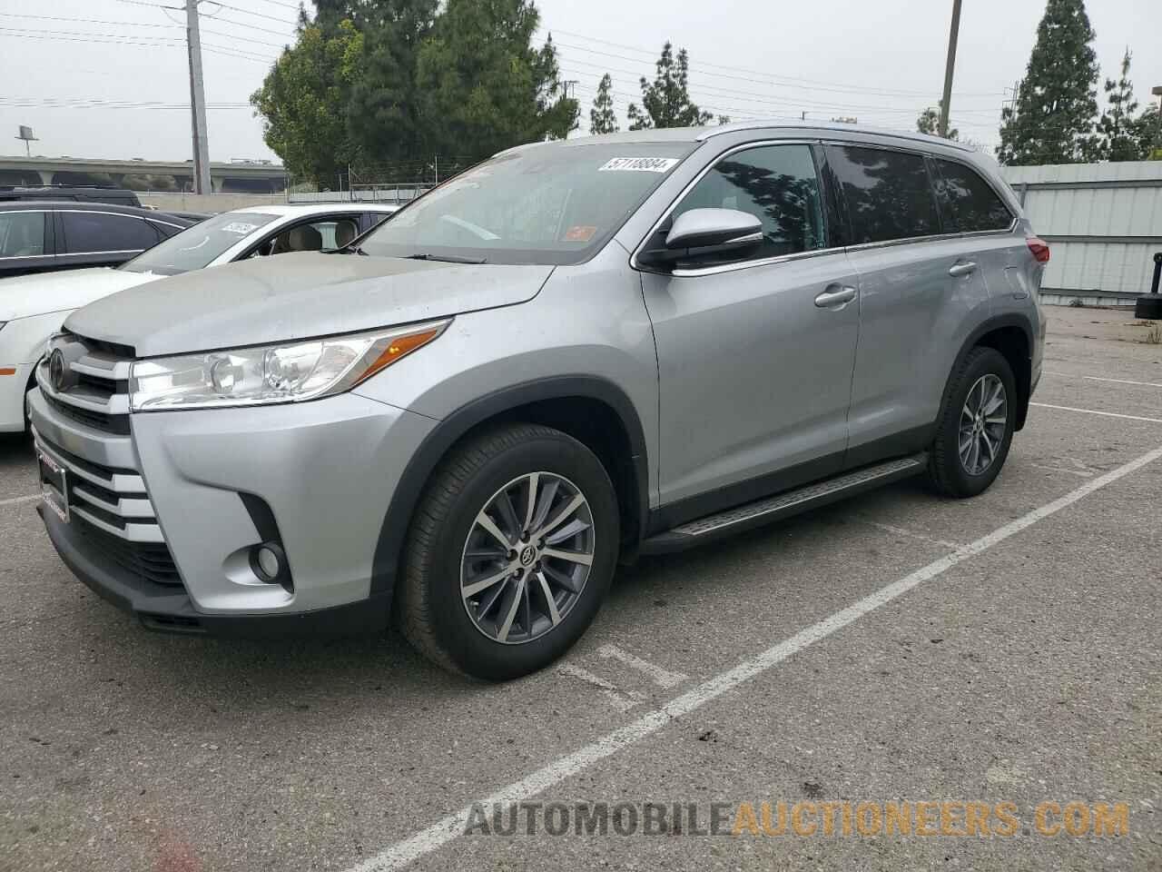 5TDKZRFHXKS299951 TOYOTA HIGHLANDER 2019