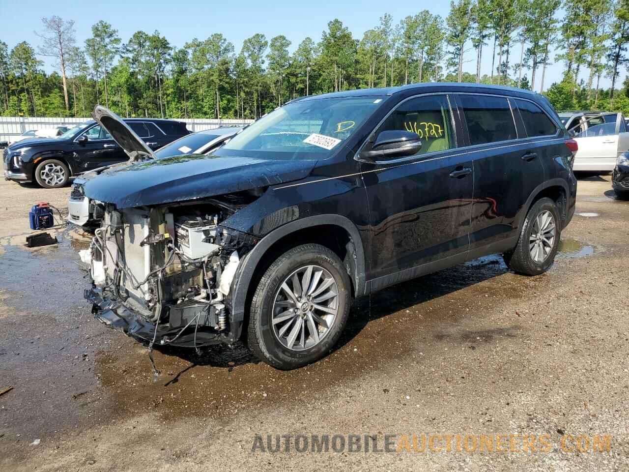 5TDKZRFHXKS560267 TOYOTA HIGHLANDER 2019