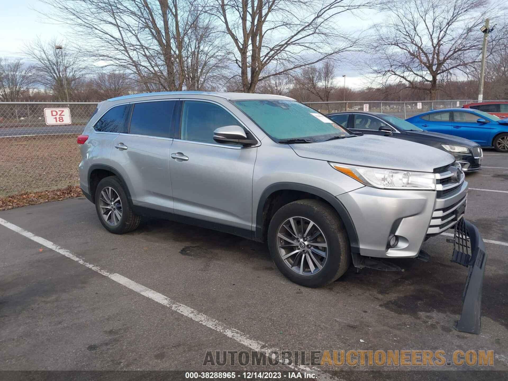 5TDKZRFHXKS560415 TOYOTA HIGHLANDER 2019