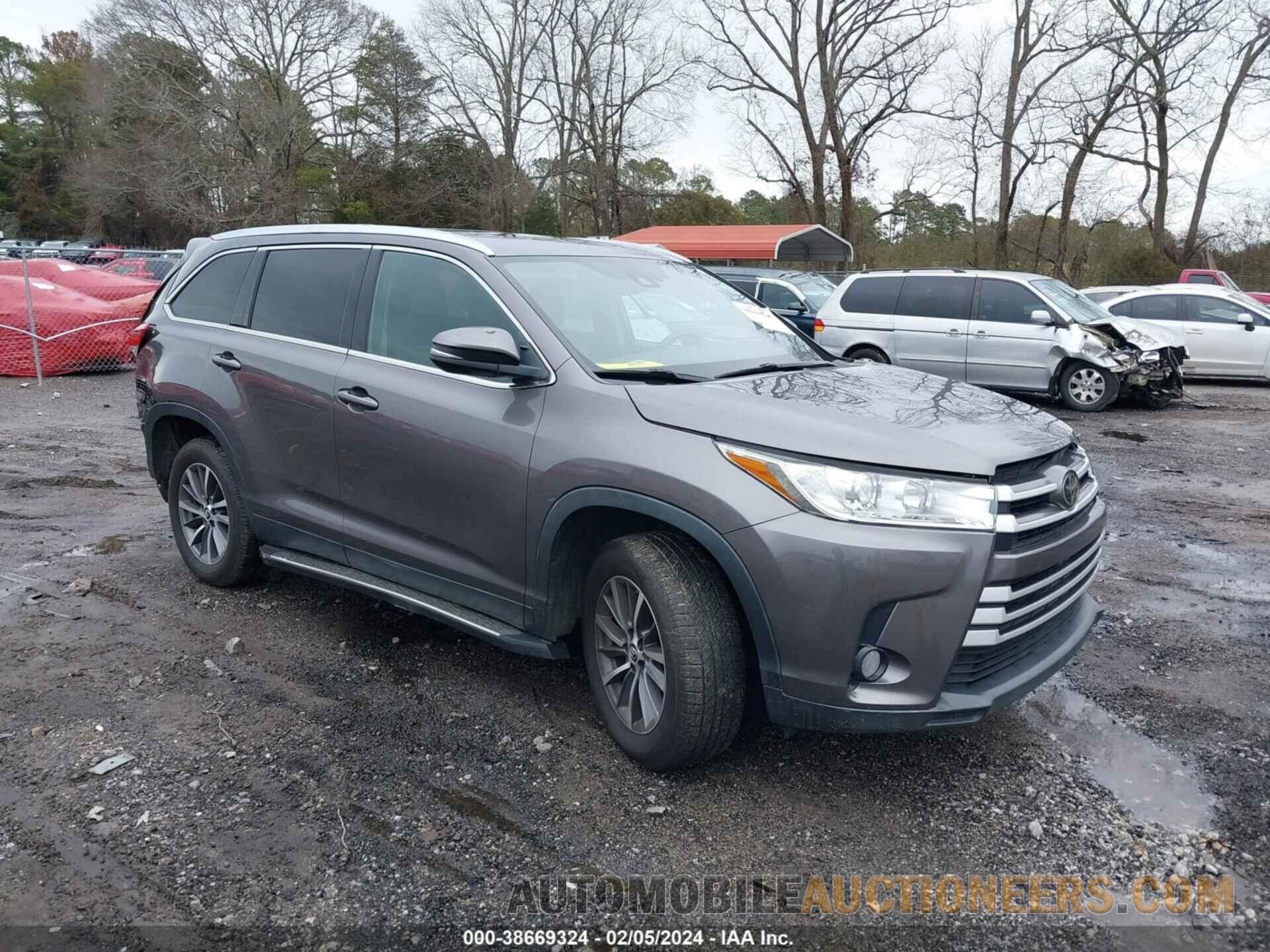 5TDKZRFHXKS561564 TOYOTA HIGHLANDER 2019