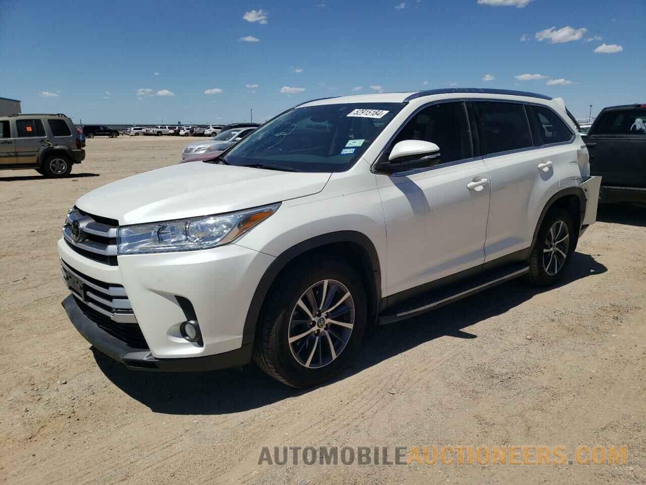 5TDKZRFHXKS565193 TOYOTA HIGHLANDER 2019