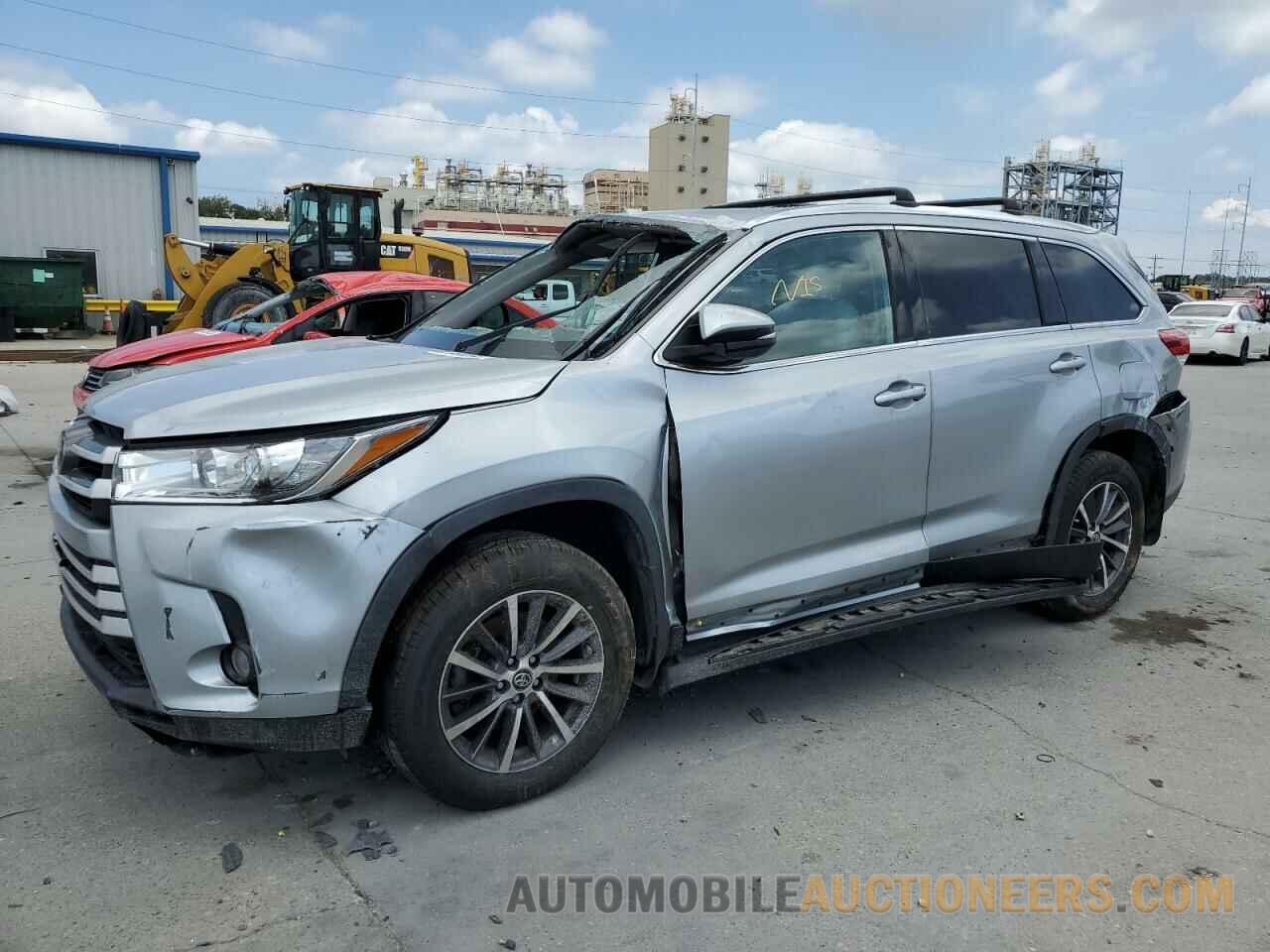 5TDKZRFHXKS570071 TOYOTA HIGHLANDER 2019