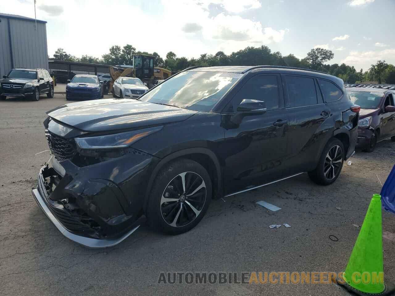 5TDLZRAH0MS040044 TOYOTA HIGHLANDER 2021