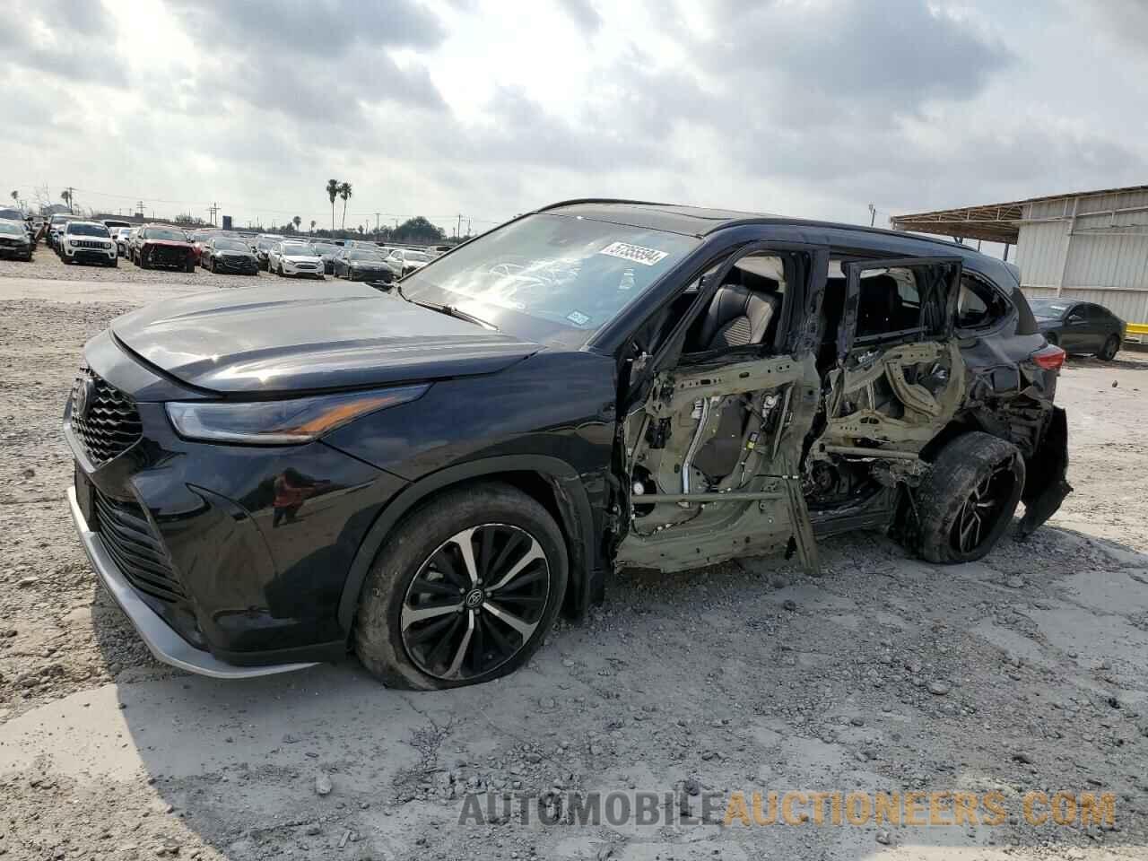 5TDLZRAH2MS083641 TOYOTA HIGHLANDER 2021