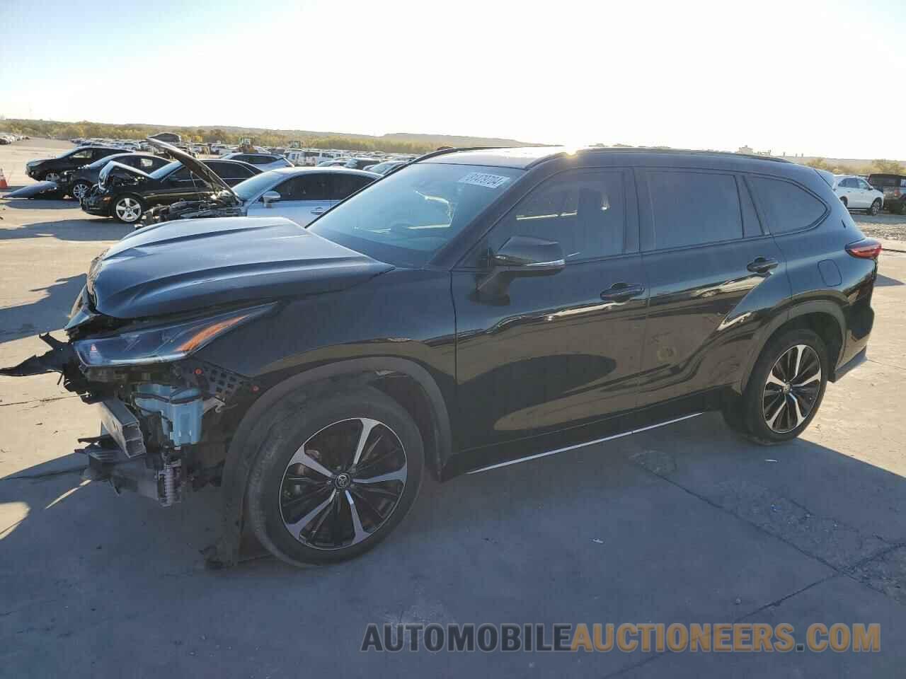 5TDLZRAH8MS033083 TOYOTA HIGHLANDER 2021