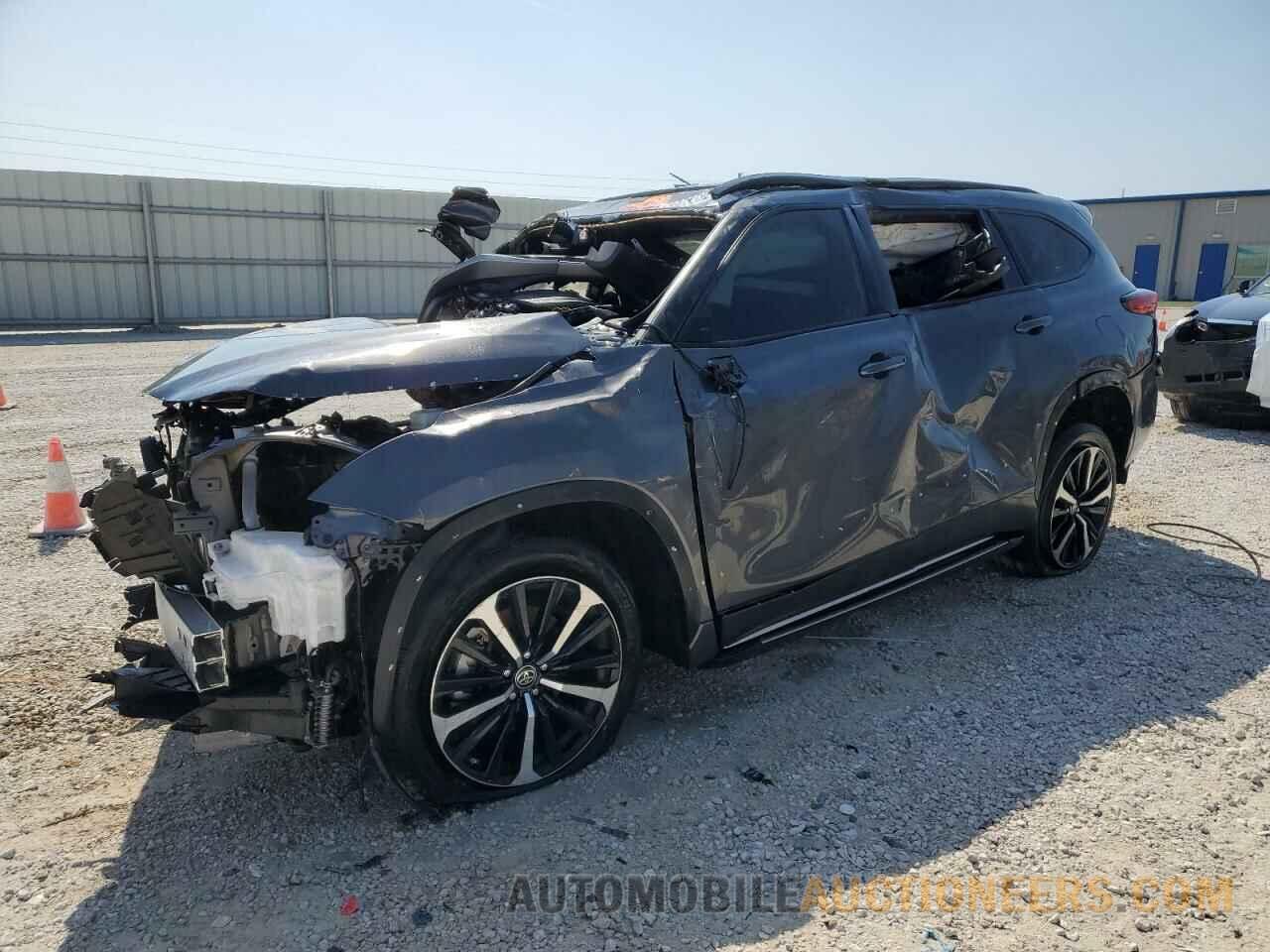 5TDLZRAH8NS137476 TOYOTA HIGHLANDER 2022