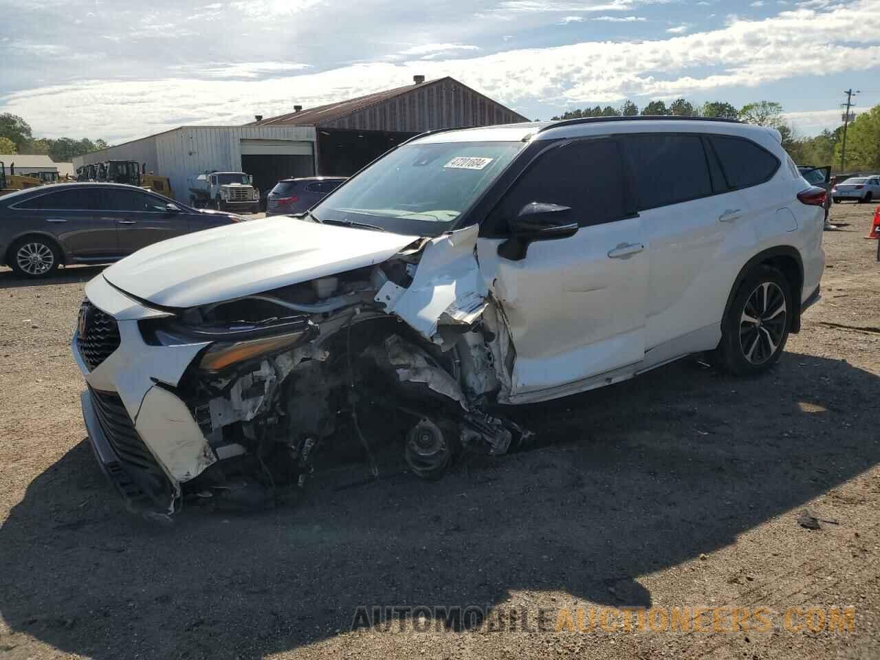 5TDLZRAH9MS061829 TOYOTA HIGHLANDER 2021