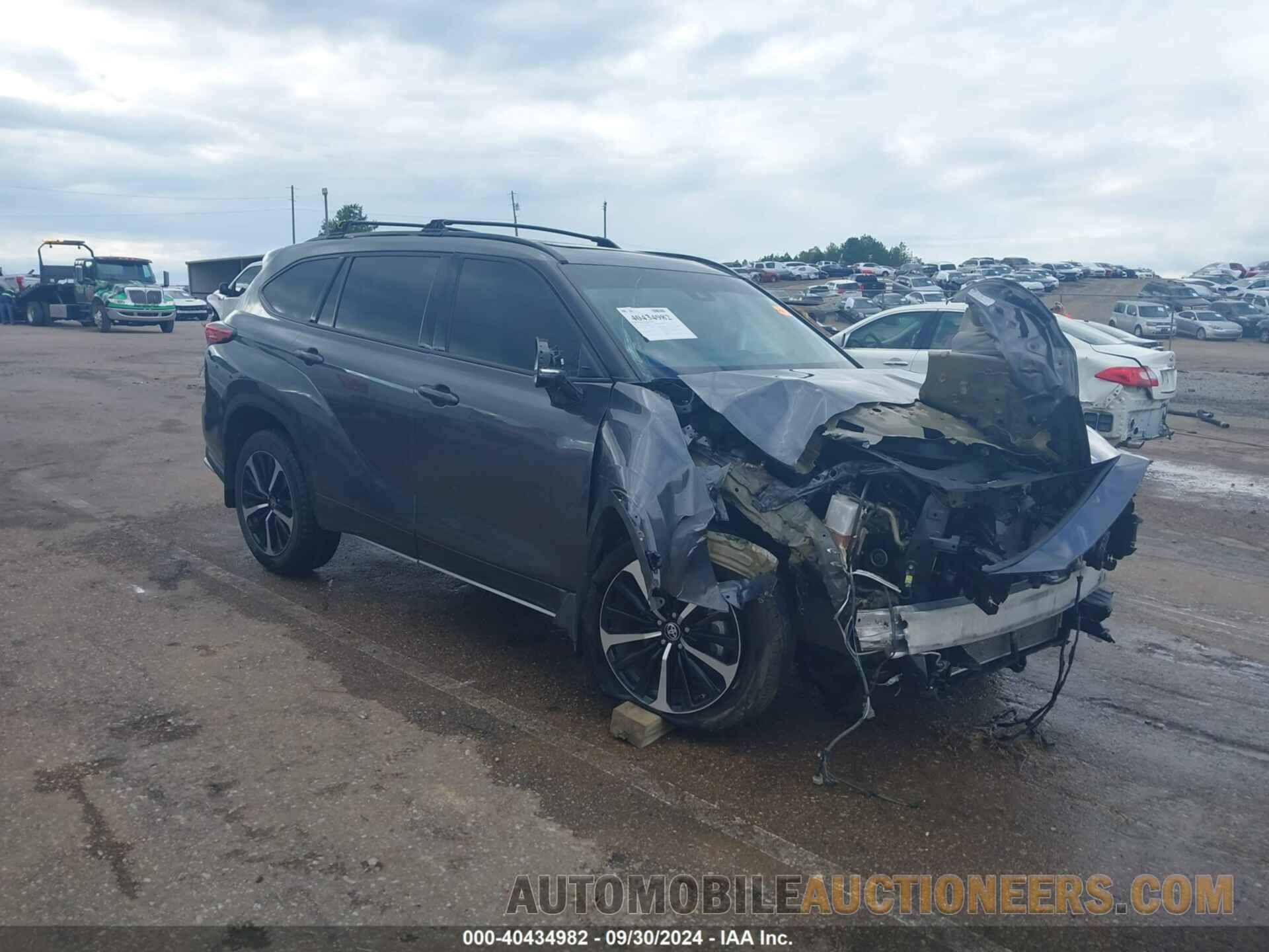 5TDLZRAH9MS075018 TOYOTA HIGHLANDER 2021