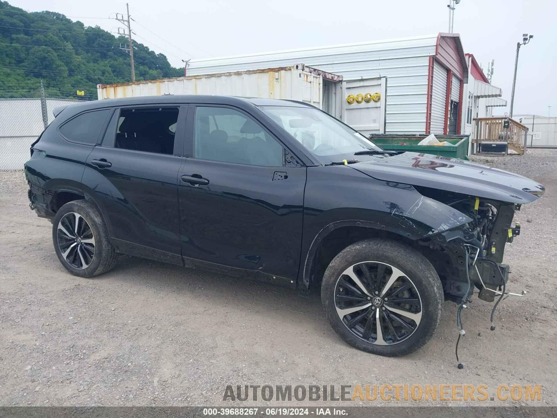 5TDLZRBH0MS109393 TOYOTA HIGHLANDER 2021