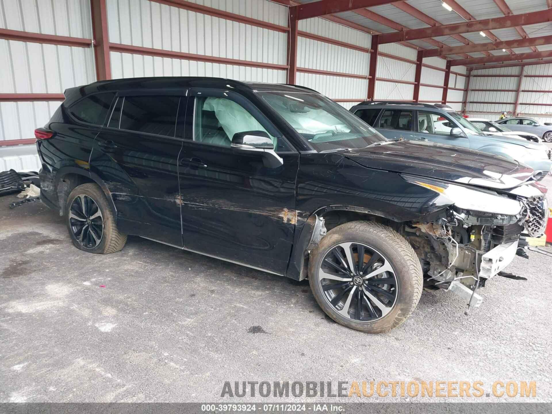 5TDLZRBH0NS239756 TOYOTA HIGHLANDER 2022