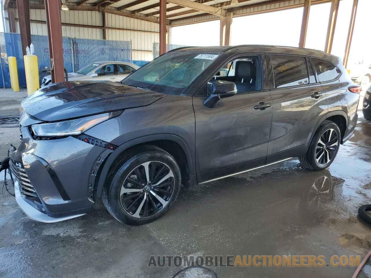 5TDLZRBH1NS250023 TOYOTA HIGHLANDER 2022