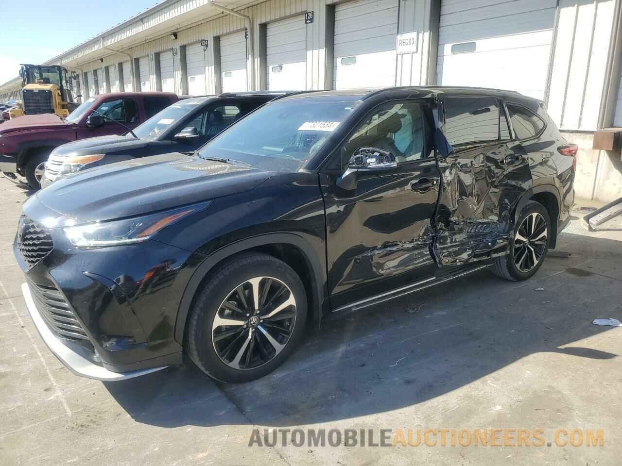 5TDLZRBH2MS108133 TOYOTA HIGHLANDER 2021