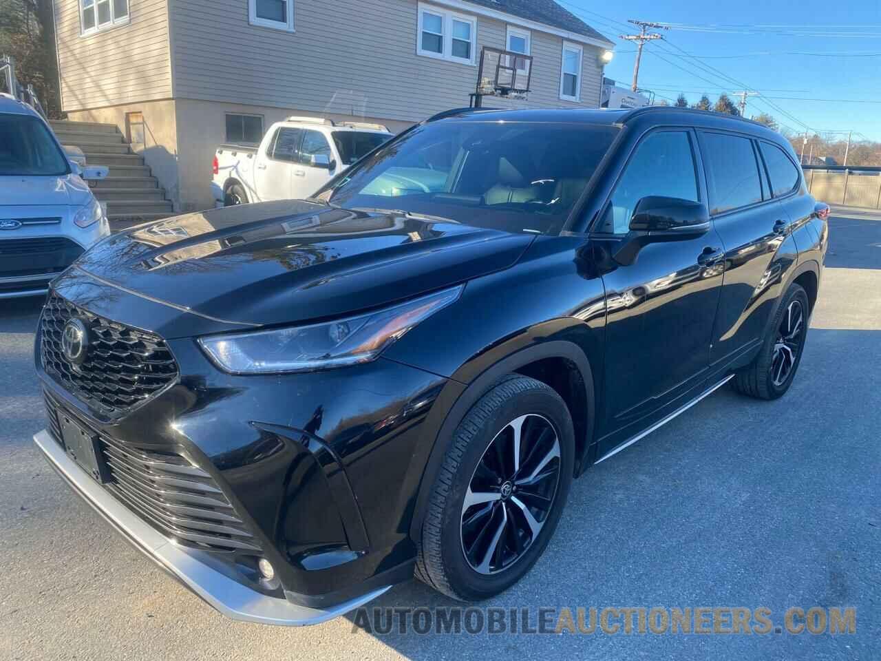 5TDLZRBH3MS058973 TOYOTA HIGHLANDER 2021