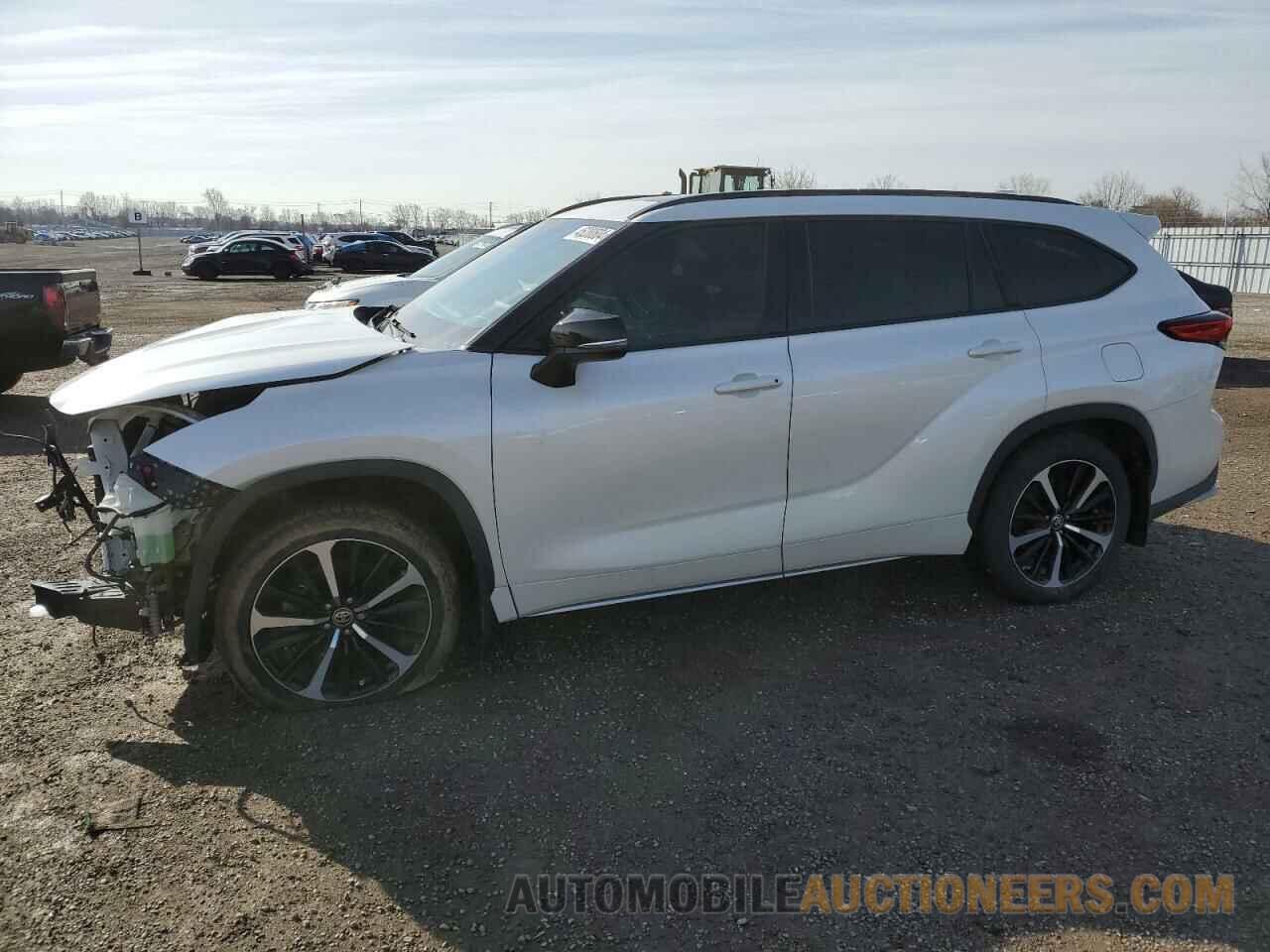 5TDLZRBH4MS082330 TOYOTA HIGHLANDER 2021