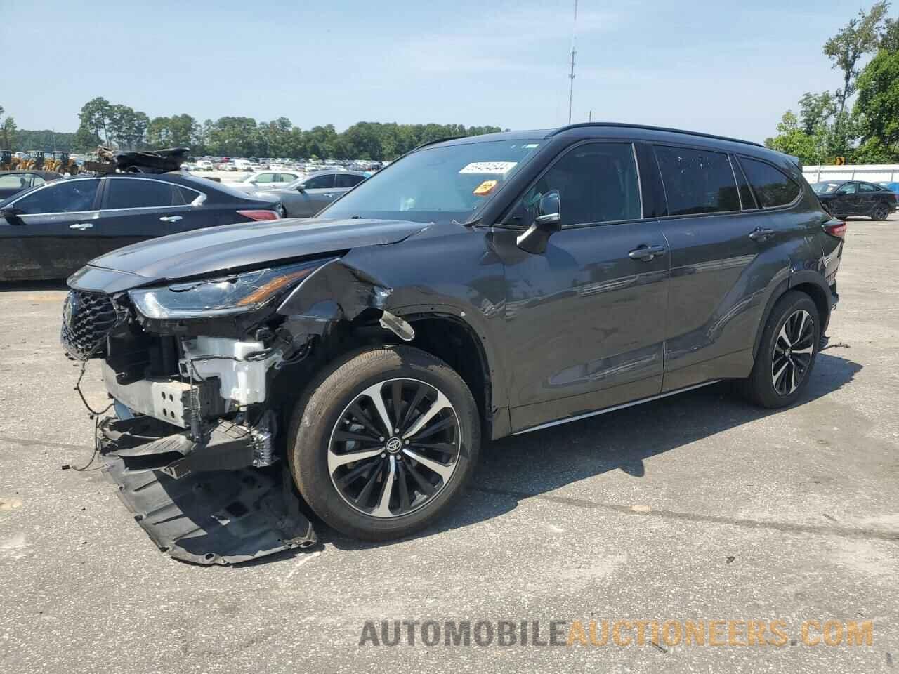 5TDLZRBH4MS082909 TOYOTA HIGHLANDER 2021