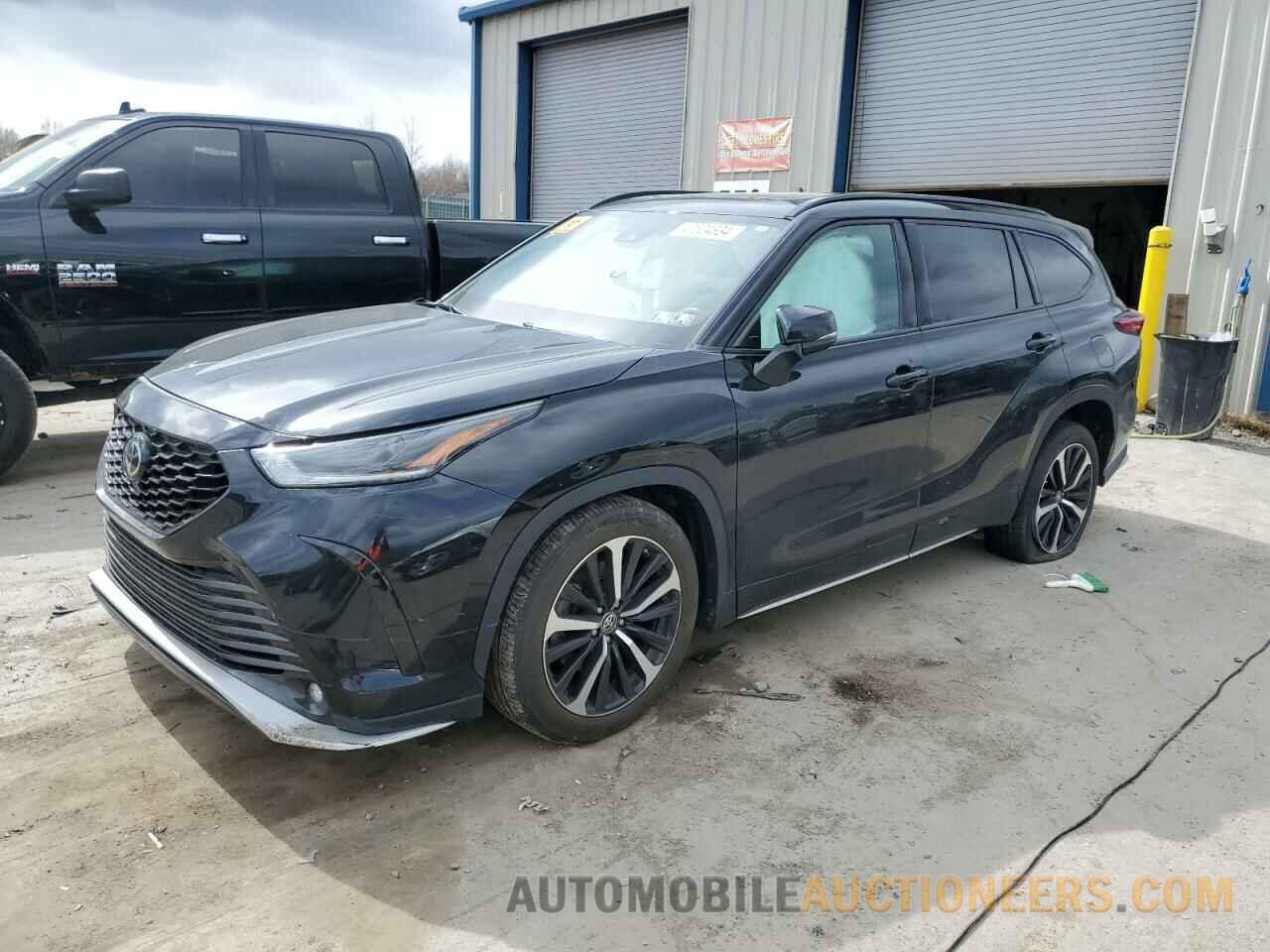 5TDLZRBH6MS066856 TOYOTA HIGHLANDER 2021