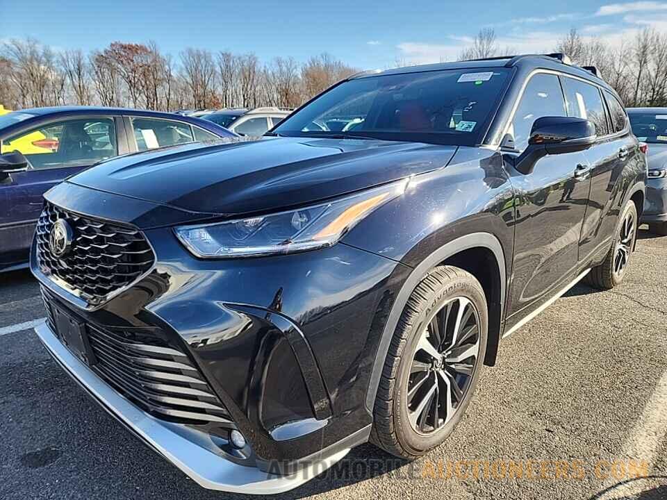 5TDLZRBH6MS158453 Toyota Highlander 2021