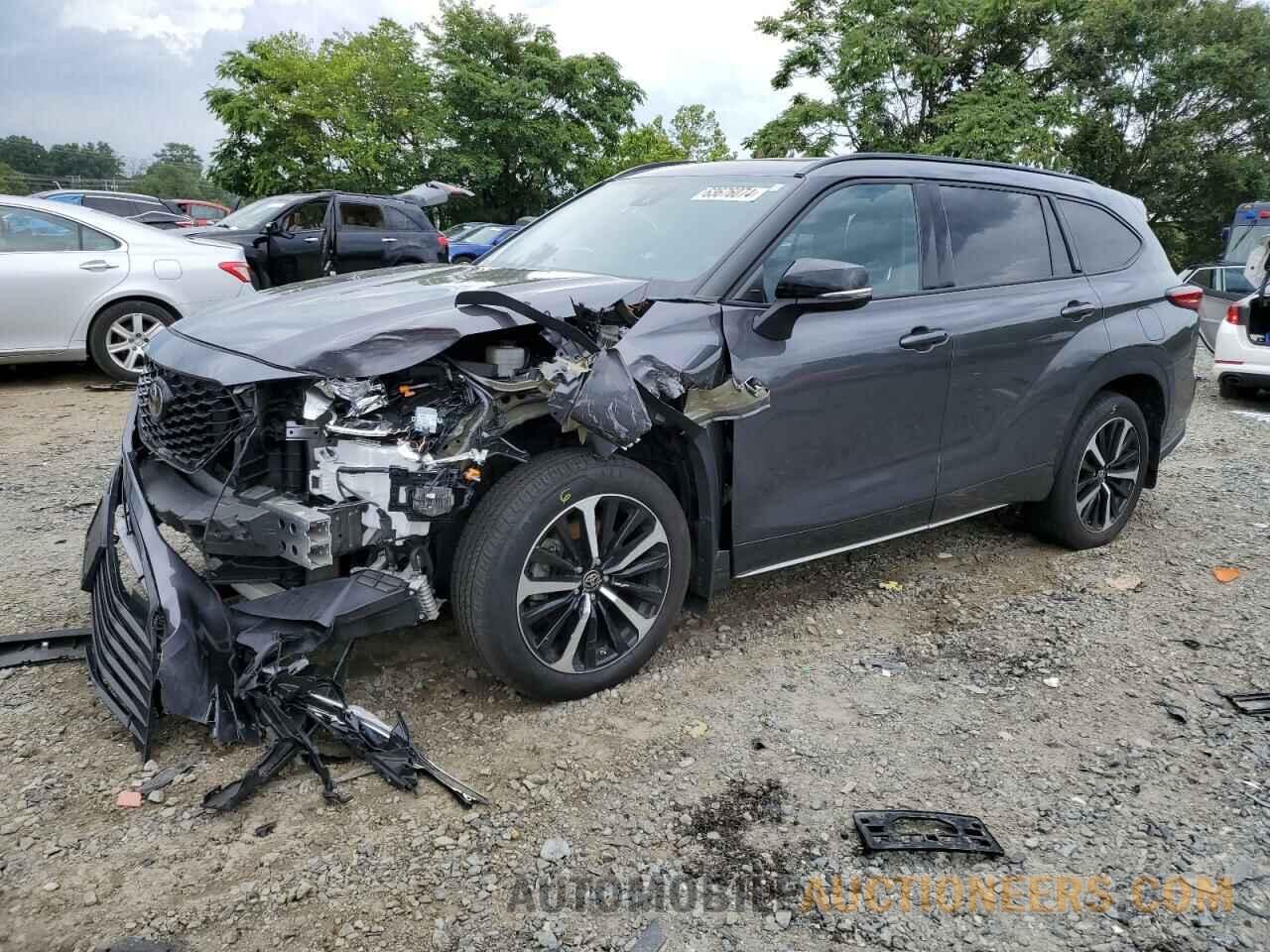 5TDLZRBH8NS238743 TOYOTA HIGHLANDER 2022