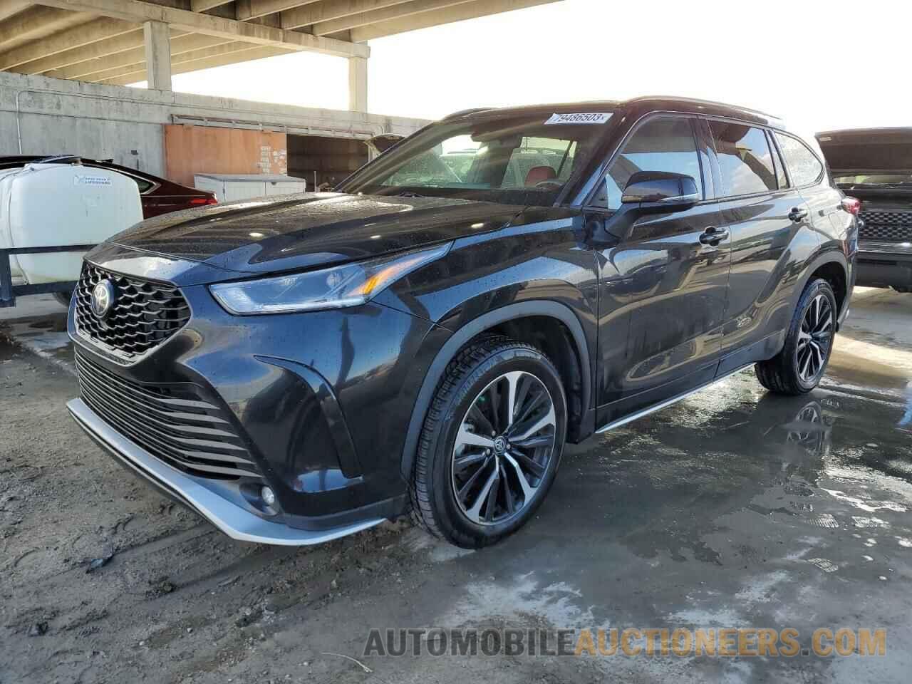 5TDLZRBH9MS126922 TOYOTA HIGHLANDER 2021