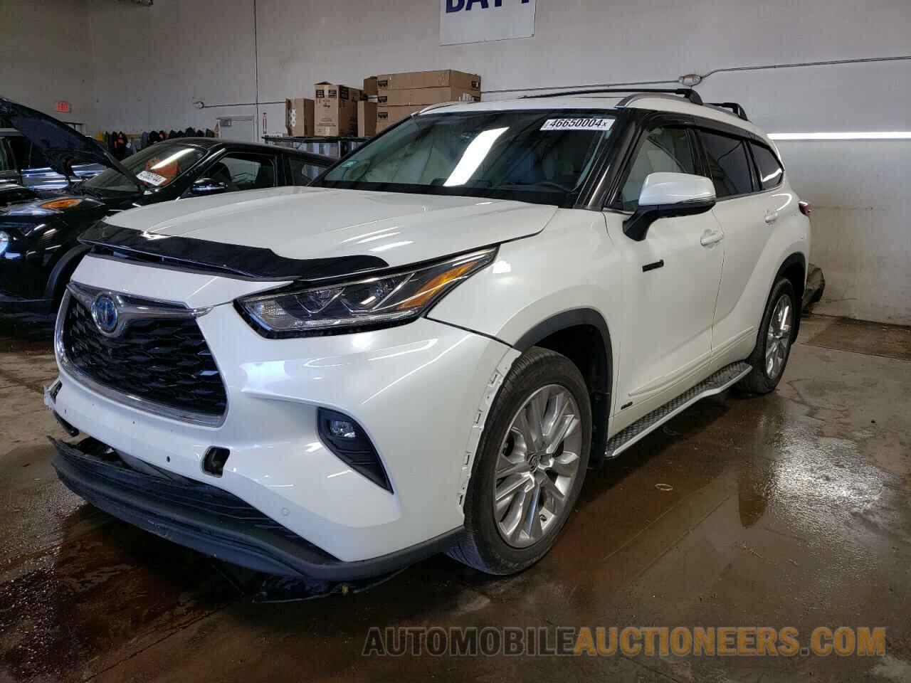 5TDXBRCH1MS020677 TOYOTA HIGHLANDER 2021