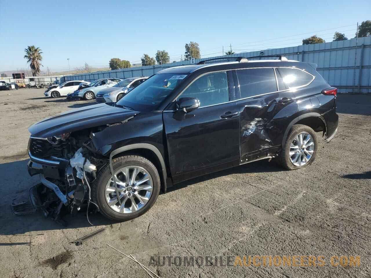 5TDXBRCH3NS556094 TOYOTA HIGHLANDER 2022