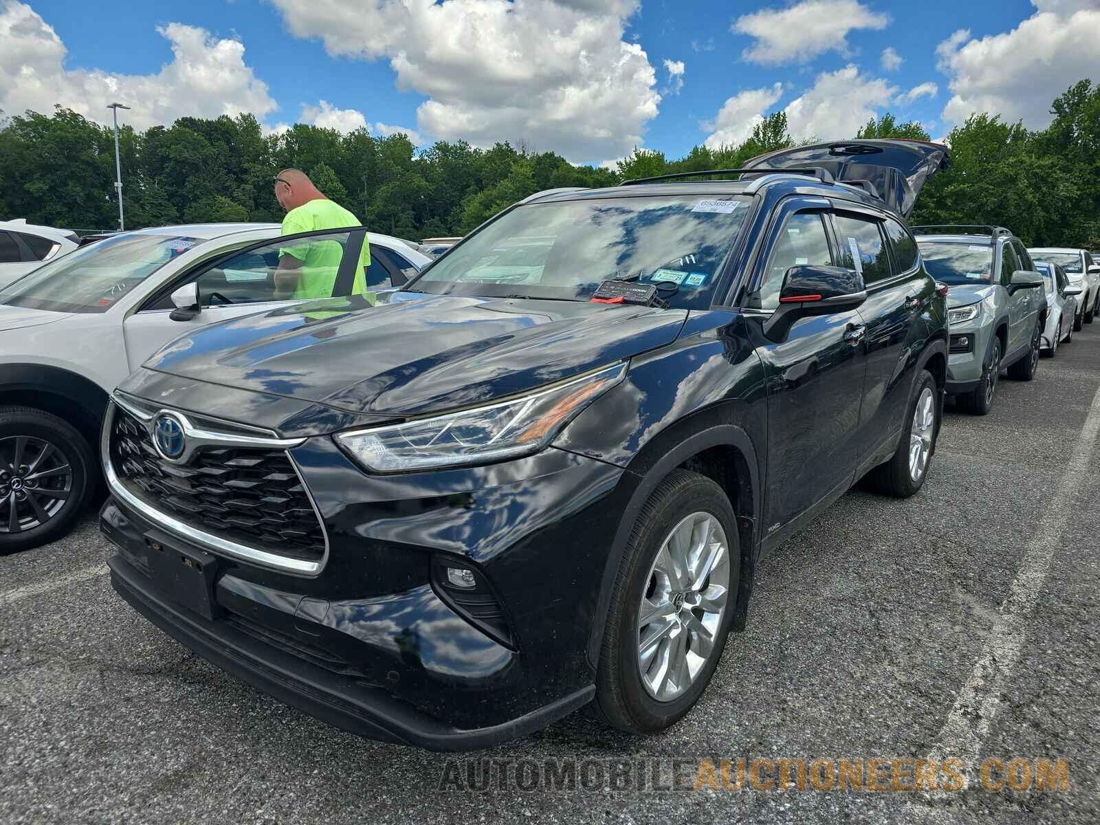 5TDXBRCH3PS117898 Toyota Highlander Hybrid 2023