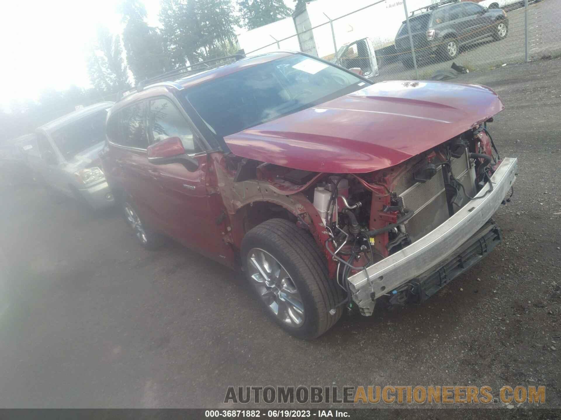 5TDXBRCH4MS064060 TOYOTA HIGHLANDER 2021