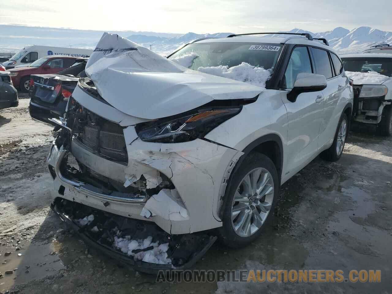 5TDXBRCH9PS582976 TOYOTA HIGHLANDER 2023