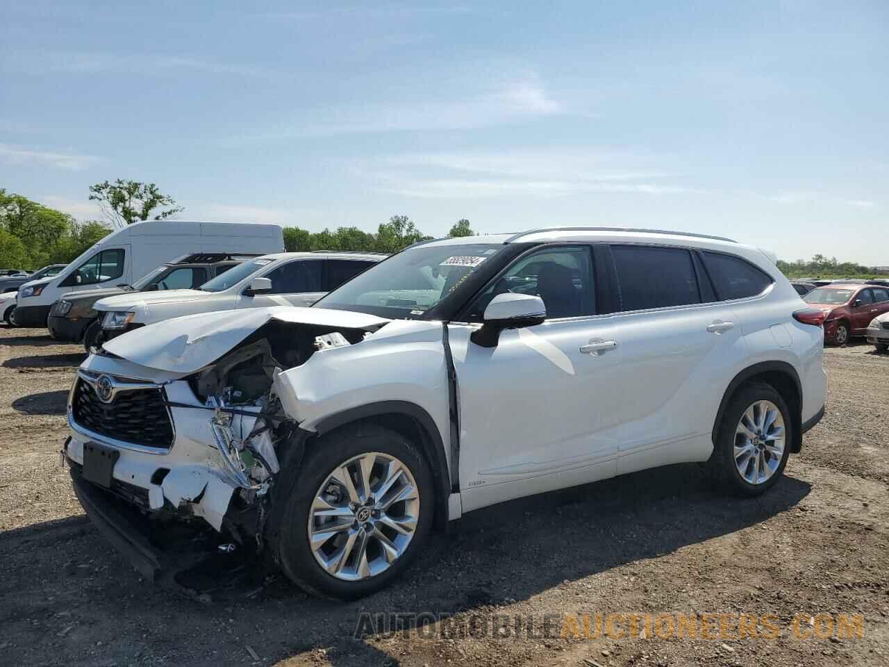 5TDXBRCHXNS540541 TOYOTA HIGHLANDER 2022