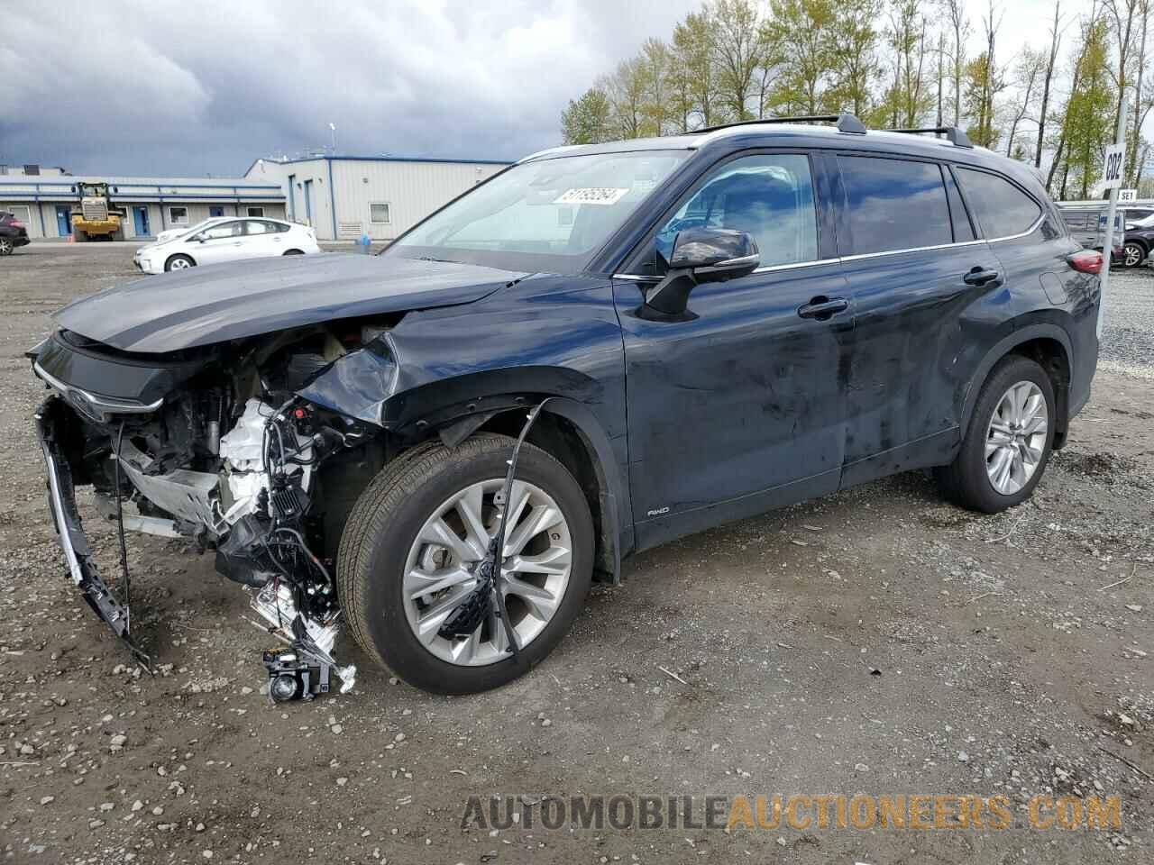 5TDXBRCHXPS600918 TOYOTA HIGHLANDER 2023