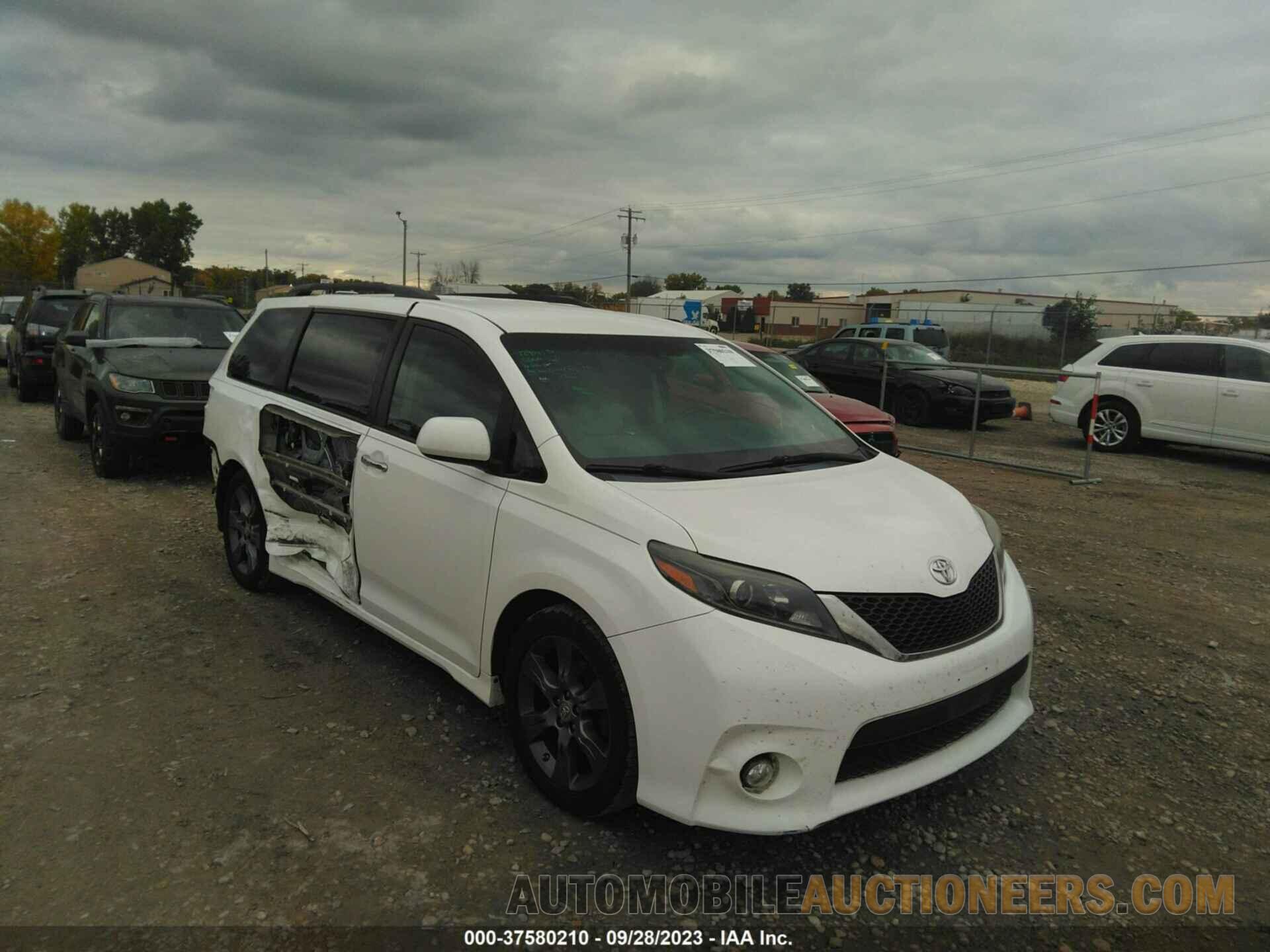 5TDXK3DC0FS638642 TOYOTA SIENNA 2015