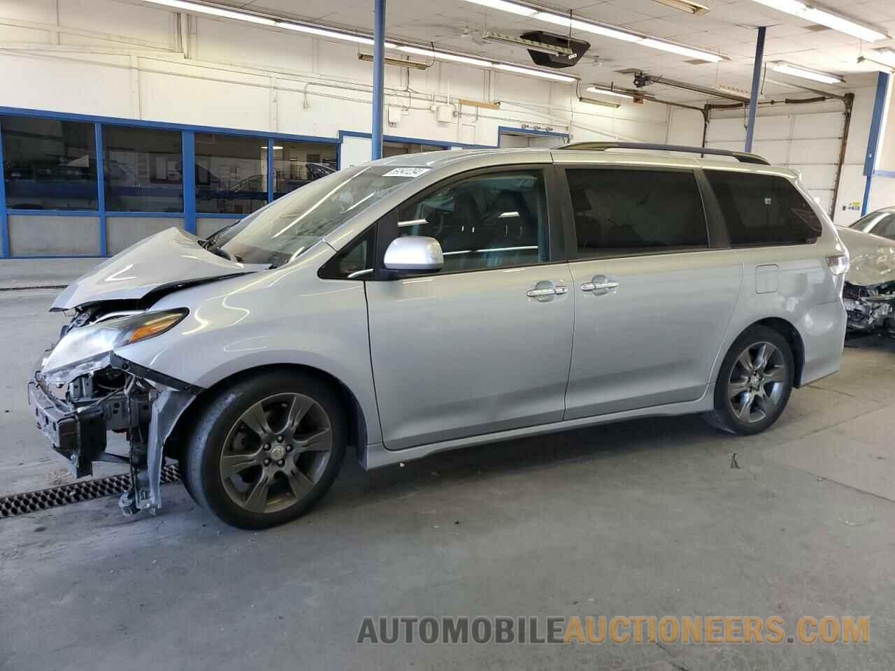 5TDXK3DC0FS686223 TOYOTA SIENNA 2015