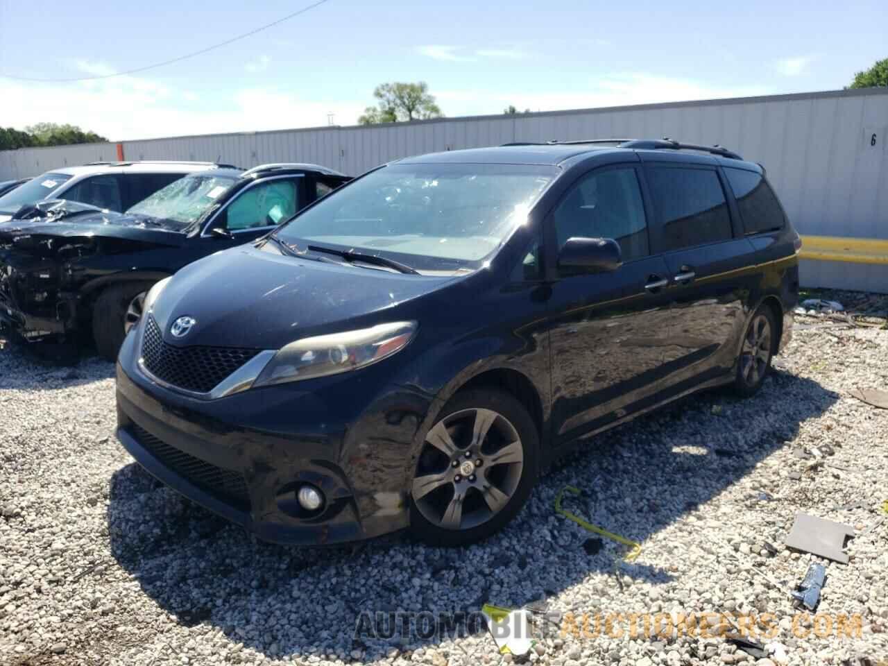 5TDXK3DC1FS634924 TOYOTA SIENNA 2015