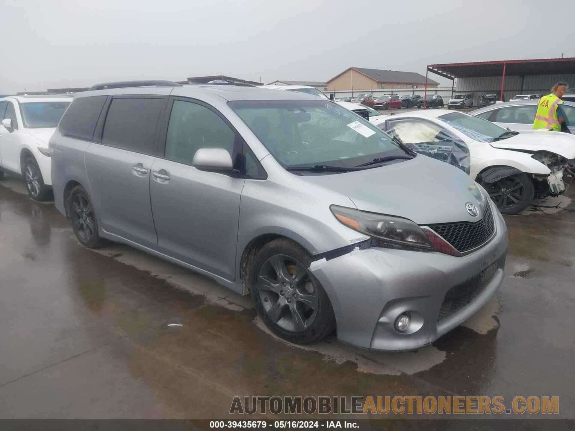 5TDXK3DC1FS635796 TOYOTA SIENNA 2015