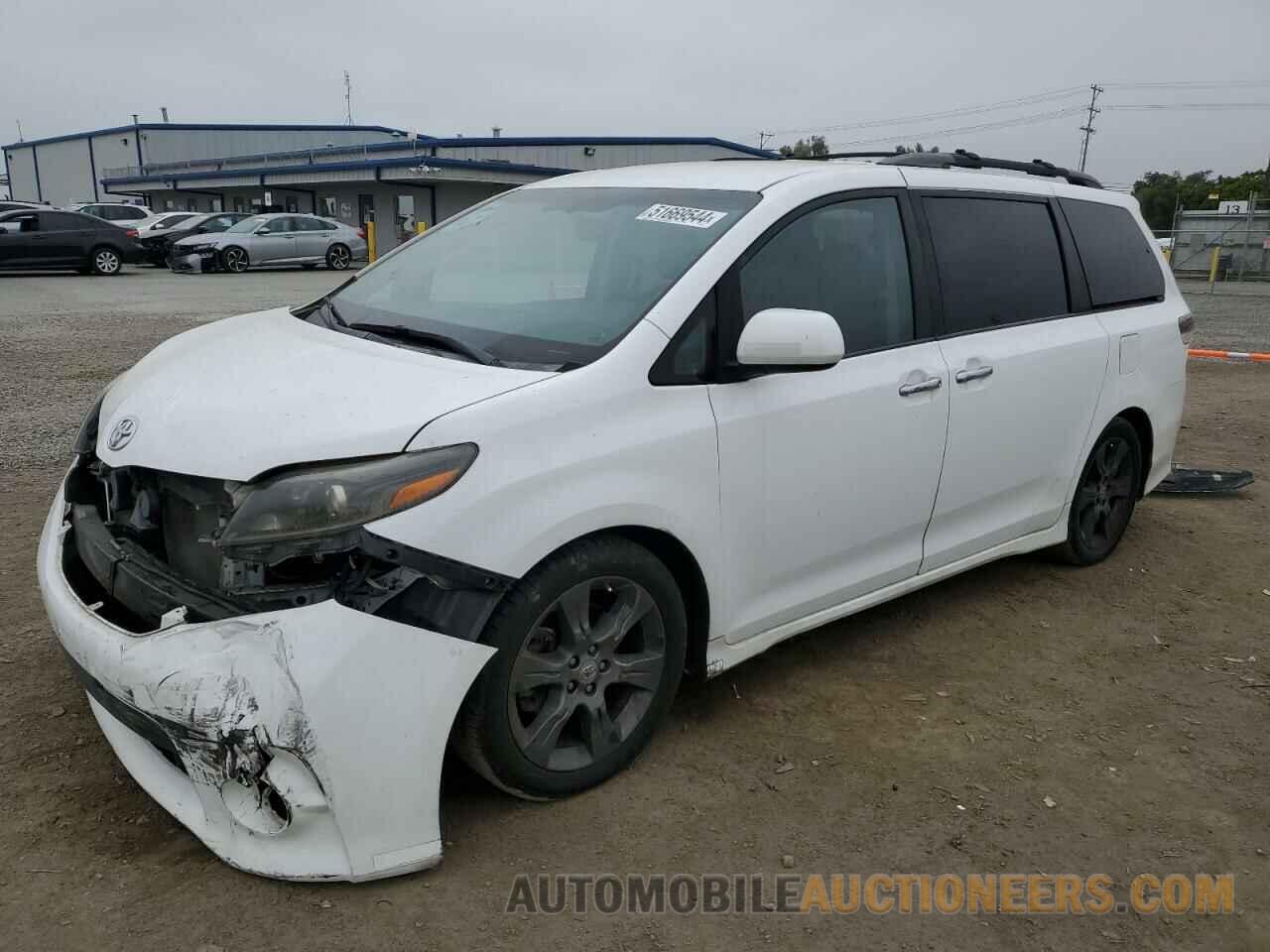 5TDXK3DC1GS716959 TOYOTA SIENNA 2016