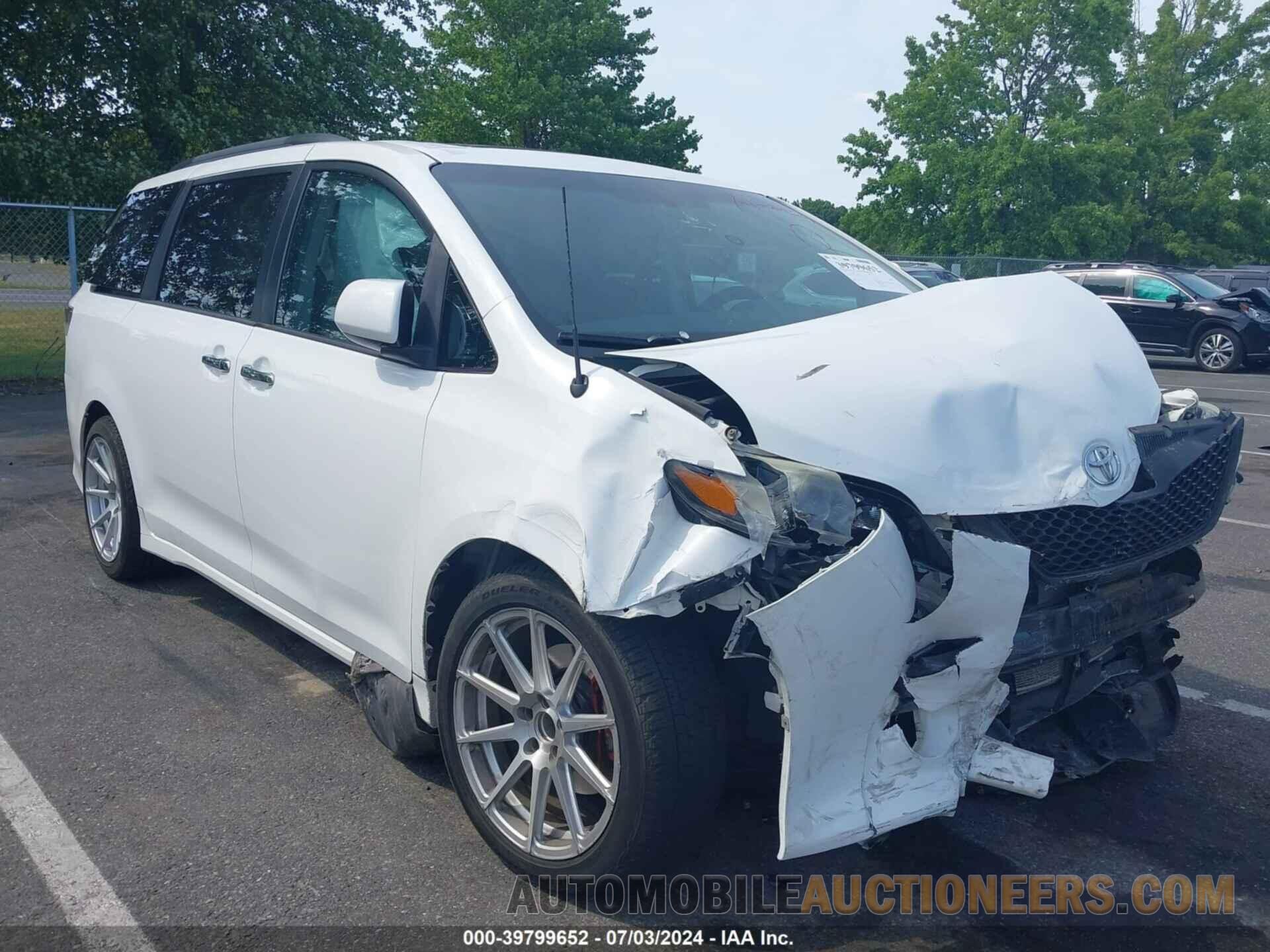 5TDXK3DC2DS398328 TOYOTA SIENNA 2013