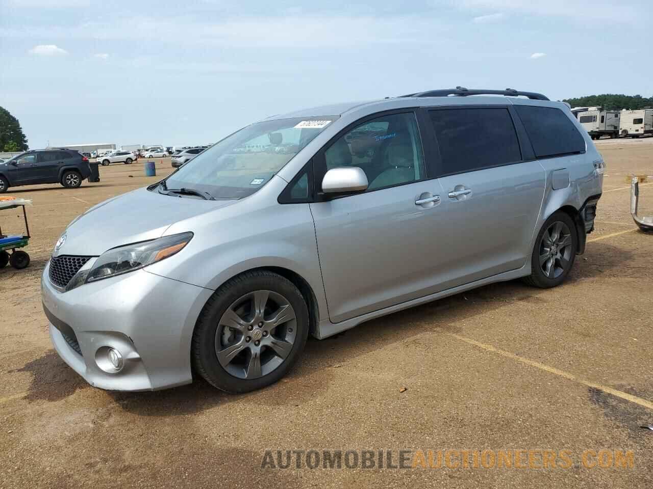 5TDXK3DC2FS630591 TOYOTA SIENNA 2015