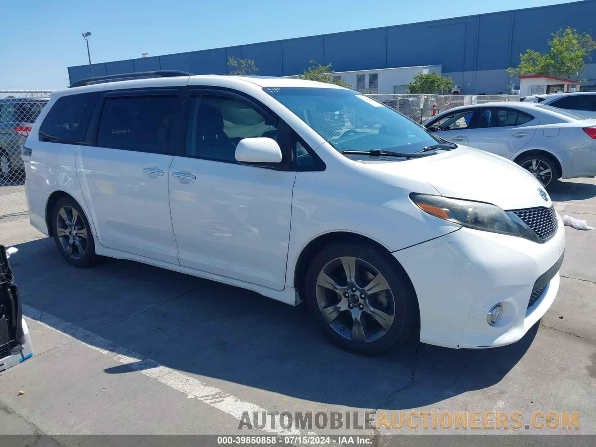 5TDXK3DC3FS613184 TOYOTA SIENNA 2015