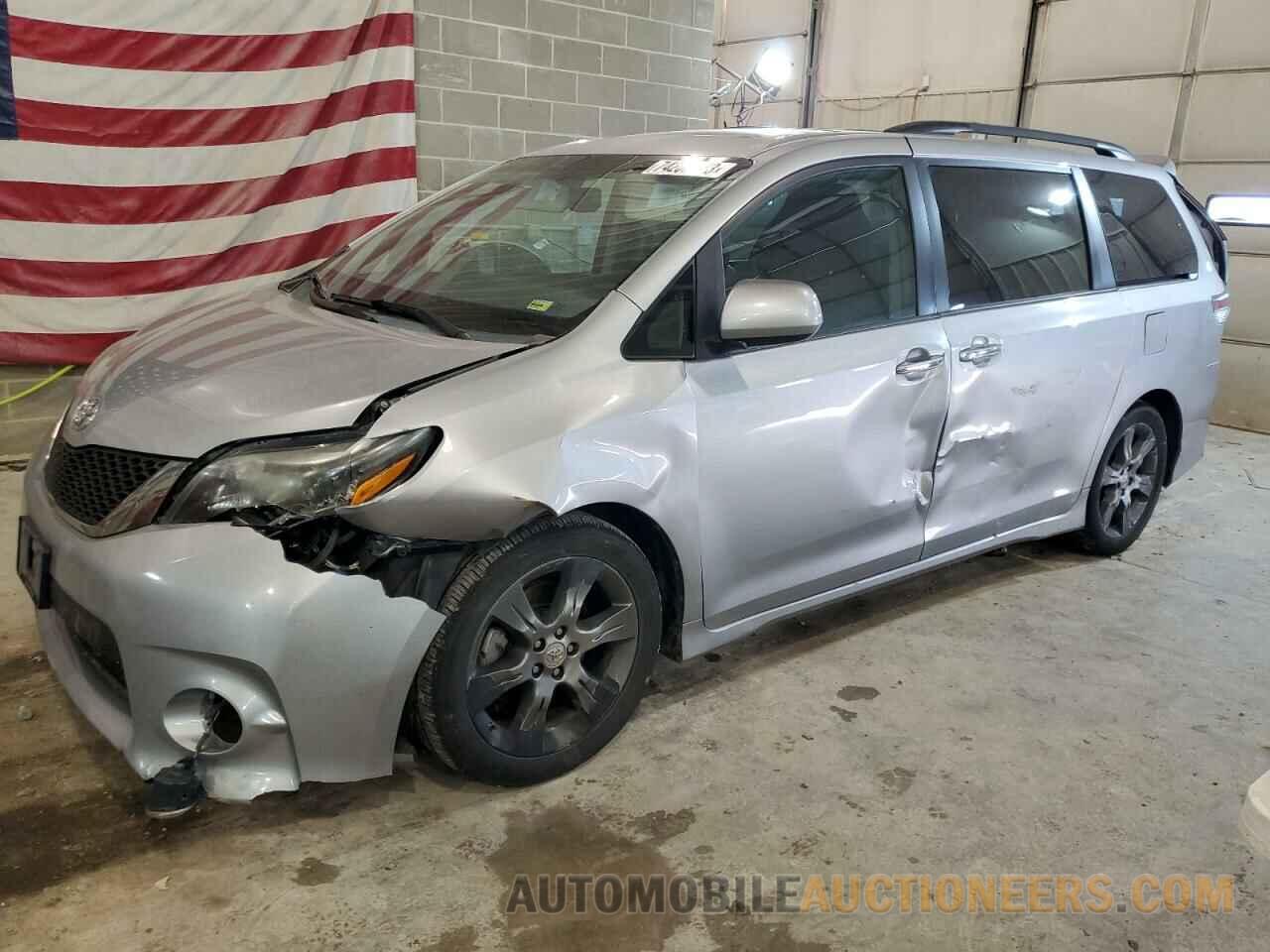 5TDXK3DC4FS560933 TOYOTA SIENNA 2015