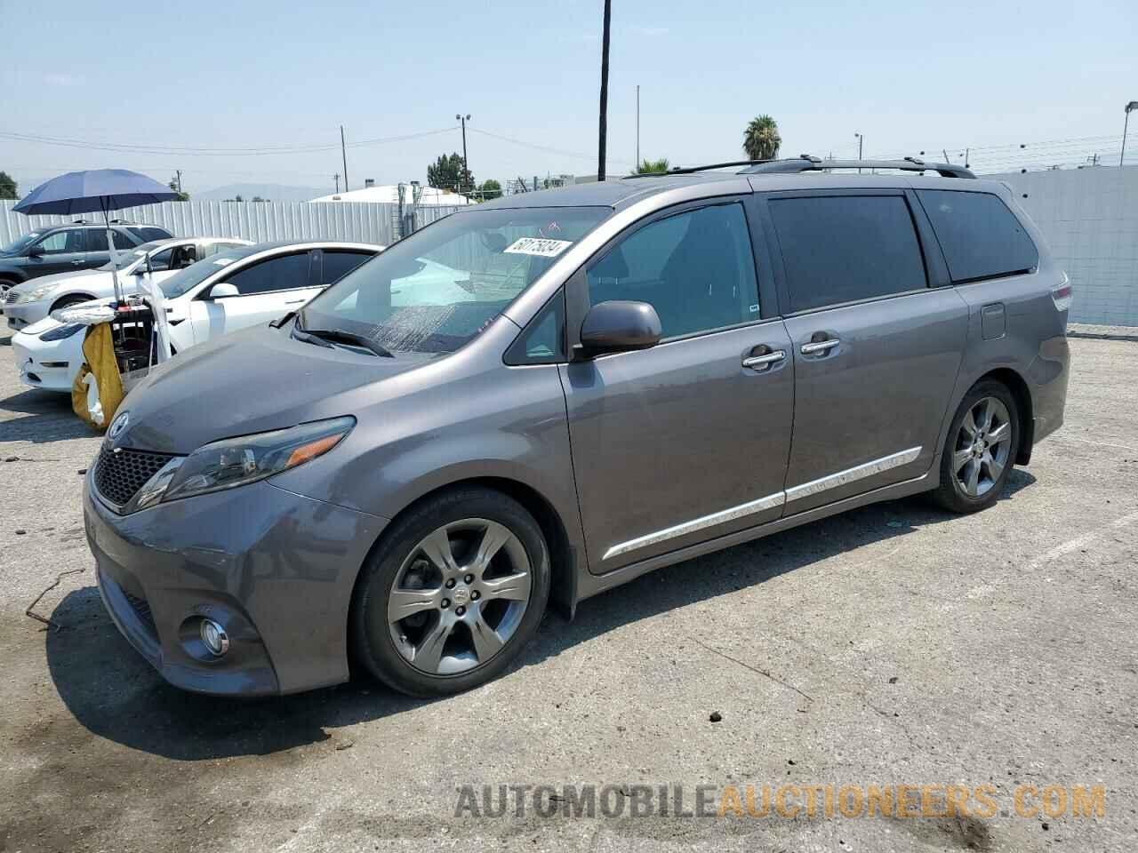 5TDXK3DC6FS601319 TOYOTA SIENNA 2015