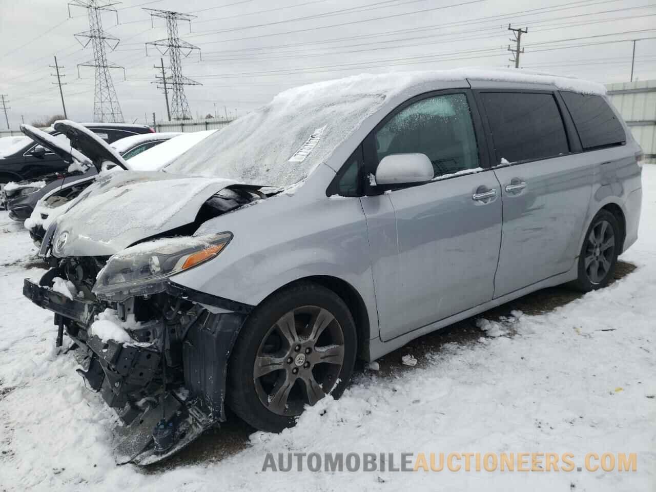 5TDXK3DC6GS724670 TOYOTA SIENNA 2016